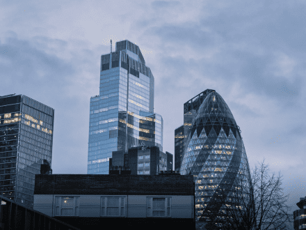 Nettbasert plattform for eiendomsmegling