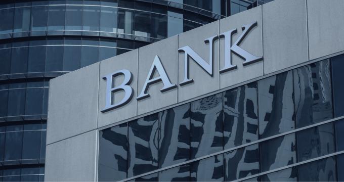 Banking & finance