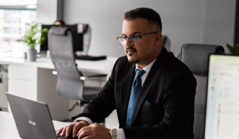 Testing engineers for IT projects