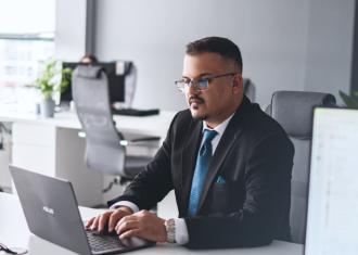 Testing engineers for IT projects