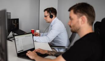 Full-cycle software development team
