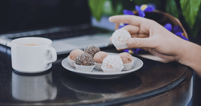 Smart food service uses digital ordering and IoT-enabled quality control for safer, personalized dining